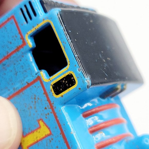 Mattel Thomas the Train Take N Play Gold Dust Thomas Diecast Train Blue 2009 - Picture 9 of 9